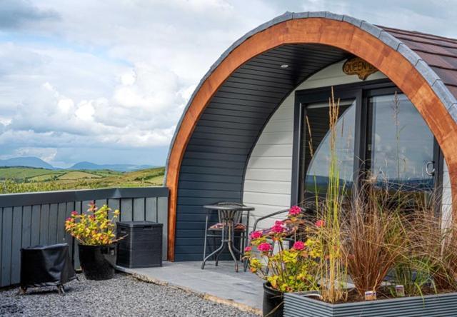 Вилла The Bee Pods Росноулах Экстерьер фото